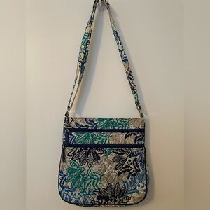 Vera Bradley triple zip hipster crossbody bag, Santiago pattern. EUC.